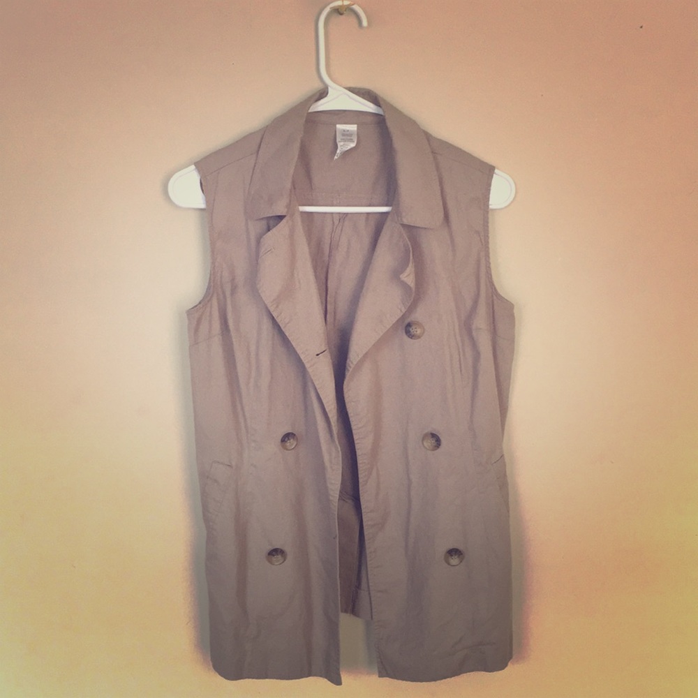 Tan Vest